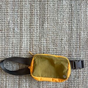 Lululemon belt bag